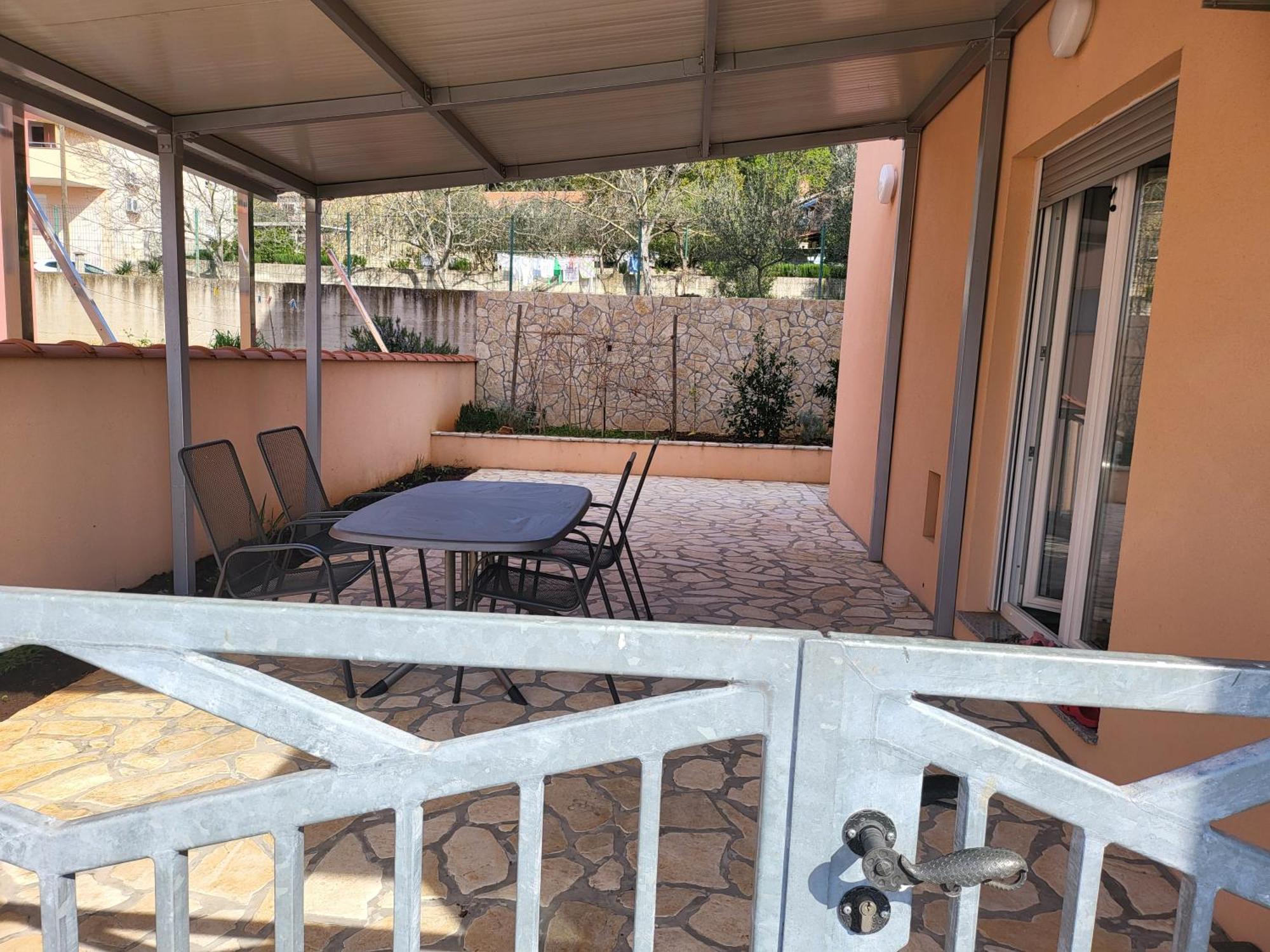 Apartman Leanton PUY Exterior foto